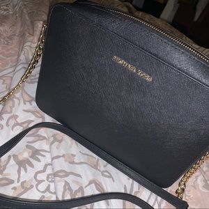 Michael Kors Jet Set Crossbody Purse